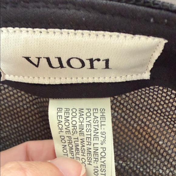 NWT Vuori Unisex Perspectives Foam Trucker Hat in Soft Pewter Snapback Closure - Picture 8 of 9